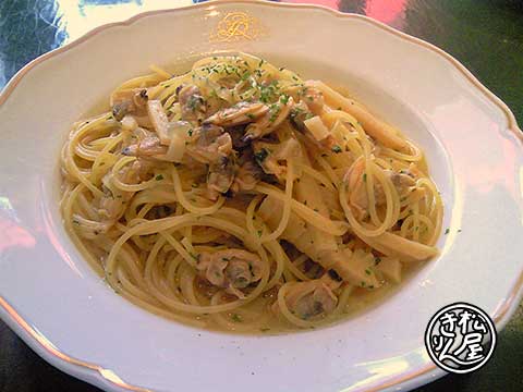 パスタでランチ