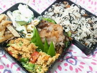ひじき混ぜご飯弁。