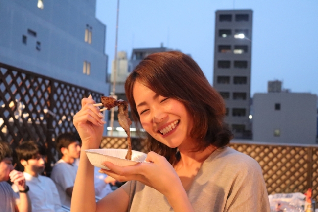 イノシシ肉でBBQ！オフィス街 肥後橋のど真ん中で開かれた『ナガサキビル村民祭』＠ROUGH LABO