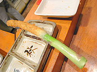 創作料理の「梅香」は行列のできる串かつ屋さん