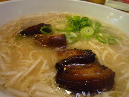 ウマいです(^^♪　中津らいよはうすさんのラーメン