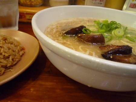 ウマいです(^^♪　中津らいよはうすさんのラーメン