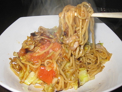 関西お好み焼き総研 トマトチーズ焼きそば