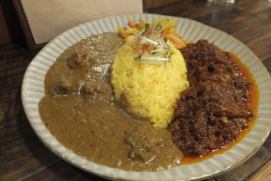 本町・立売堀　「スパイス食堂　ニッキ」　辛さがキリッと美味しいチキンマサラが旨い！
