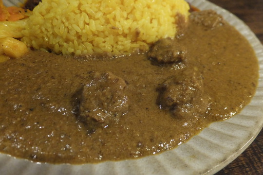 本町・立売堀　「スパイス食堂　ニッキ」　辛さがキリッと美味しいチキンマサラが旨い！
