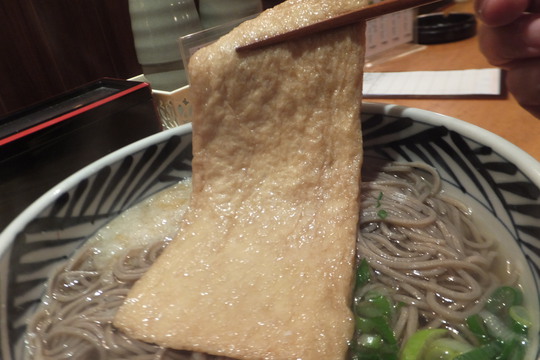 四ツ橋・北堀江　「寄り屋」　ほっこりするきつねそばと梅しらすご飯のセット！