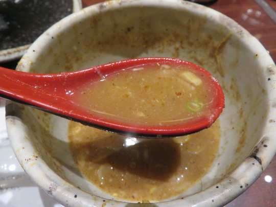 神戸・六甲道　「つけ麺　繁田」　大人気の絶品濃厚つけ麺！