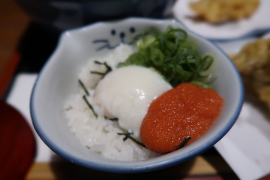 東大阪・新石切　「手打ち　草部うどん　のらや」　まろやかで旨味ある牛肉カレーうどん！