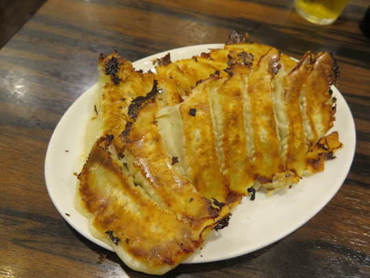 なんば・千日前　「珉珉　千日前本店」　餃子の口になったらこちらです！