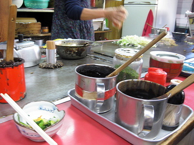 神戸名物”貝焼き”　「万味」（神戸・新長田）