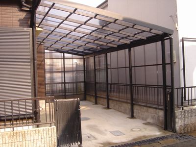 大型波板テラス（ガレージ屋根）を施工/兵庫県加古郡