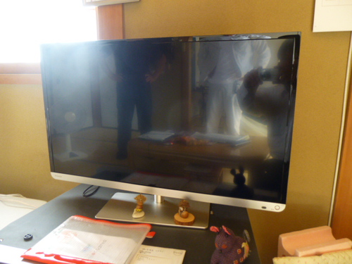 液晶テレビ
