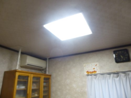 凄く明るい