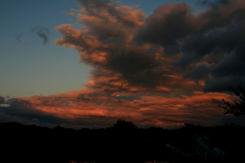 ヒガシの空