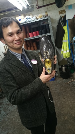 クリスチャン・ルブタン　カラーハーフラバー