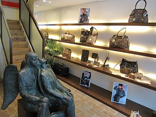 ミナミスタイルショップガイド:PIERO GUIDI オオサカ店