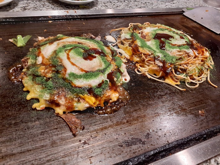 Mizuno - The Best Okonomiyaki in Osakas Dotonbori