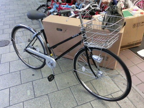 麦わらと自転車。