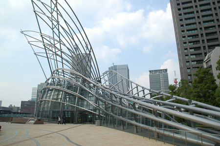 渡辺橋駅