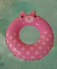  プールでうさちゃん 2021/07/13 16:17:02