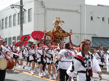 大神輿渡御。